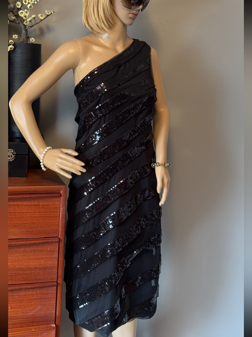 Tadashi Shoji Black One-Shoulder Sequin Cocktail Dress